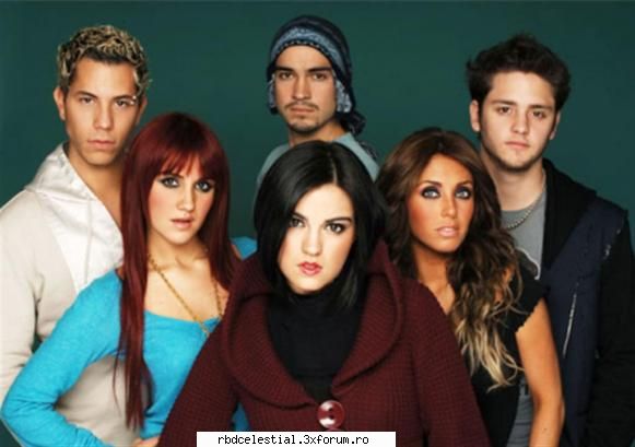 tatuajul lu anahi *peter*pann* - am si video,,,, si de downloandat - Anahi